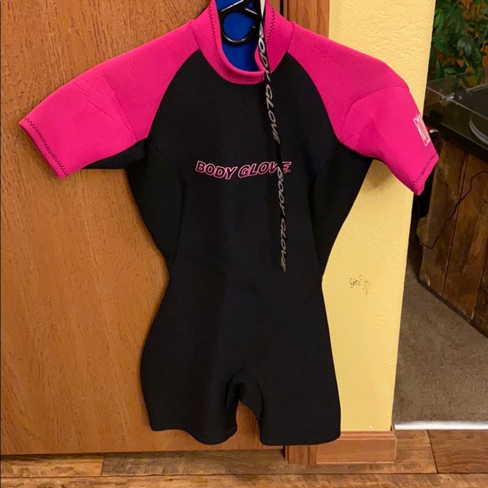 Body Glove Women’s shorty wetsuit